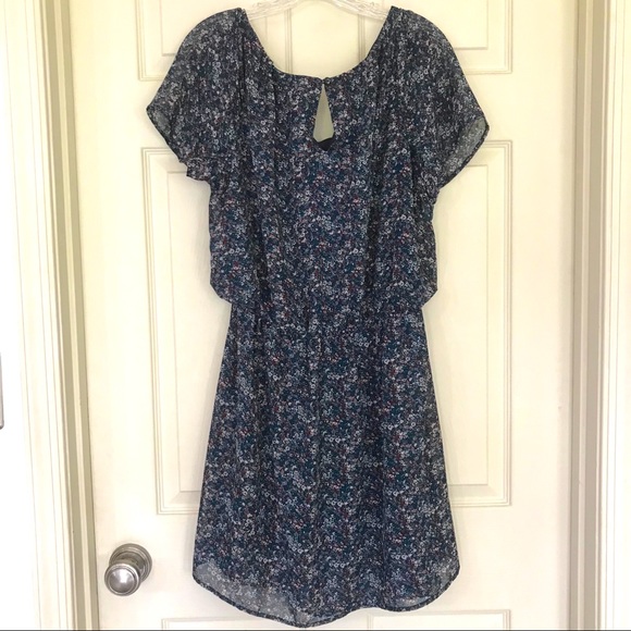🌸3/$25 Charlotte Russe Flowy Floral Dress with Flutter Sleeves, Blue & Red Sz L - Picture 5 of 12